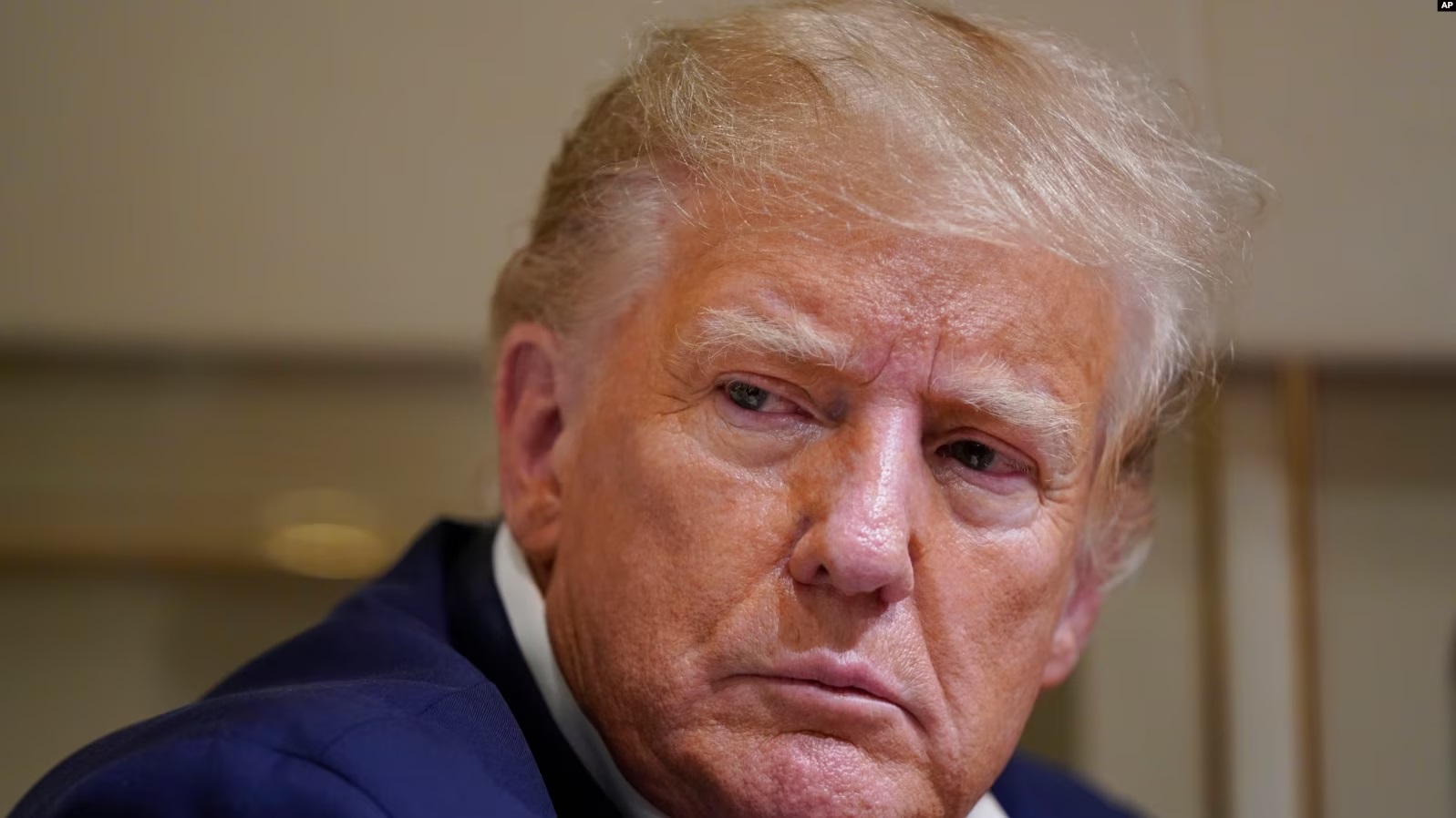 Після відмови Верховного суду США прискорити розгляд справи Трампа його юристи доводять імунітет експрезидента в інших судах