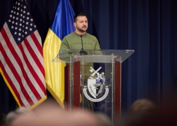 “Важливо, щоб політики навіть не думали зраджувати солдатів”, – Зеленський в університеті оборони США (ФОТО, ВІДЕО)