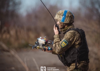 Ракетники ЗСУ вдарили по 2 районах зосередження ворога, пункт управління та 2 склади БП, – Генштаб