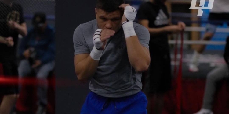 Миколаївський боксер Сергій Дерев’янченко не вийде на бій 6 січня