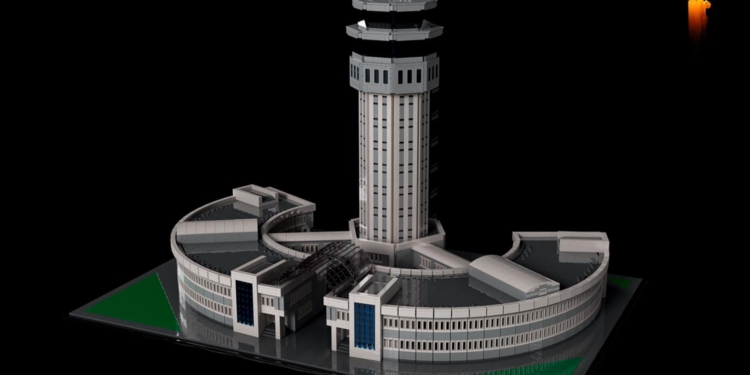 До Дня пам’яті кіборгів: миколаївський дизайнер створив LEGO-модель Донецького аеропорту (ФОТО)