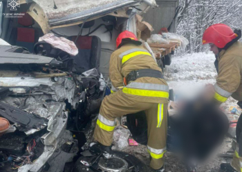 На Миколаївщині в ДТП загинув водій і постраждав 12-річний пасажир