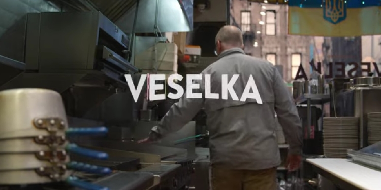 Про український ресторан Veselka у США зняли документальний фільм – його озвучив Девід Духовни, який має українське коріння (ВІДЕО)
