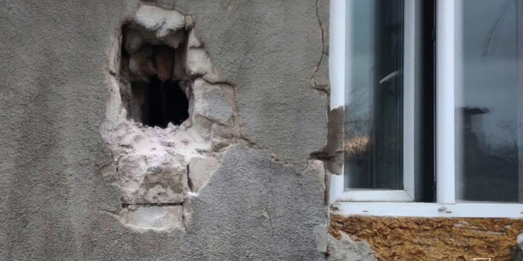 П’ять пожеж за добу на Миколаївщині. Одна – через падіння уламків ракети (ФОТО)