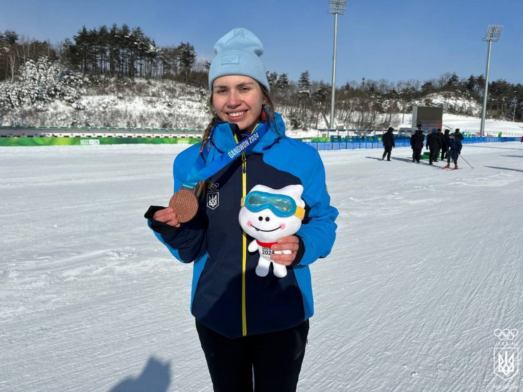 У України вже є дві перші медалі на зимових Юнацьких Олімпійських іграх-2024 Канвондо (ФОТО) 2