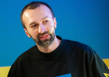 Сергій Лещенко: “Країни, що приймають біженців, повинні припинити їх утримувати, щоб українці повернулися додому”