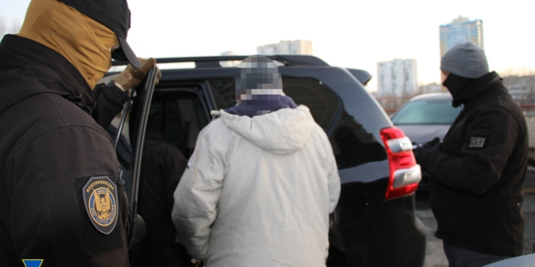 СБУ затримала у Києві ексчиновника, який був агентом фсб і пропонував приєднати східні регіони України до ростовської області рф (ФОТО)