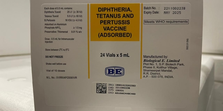 В Україну доставили 350 тисяч доз дитячої вакцини АКДП (ФОТО)