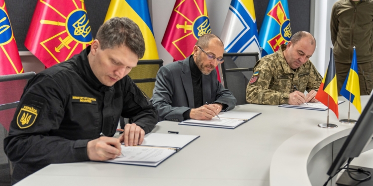 Україна і Бельгія підписали Меморандум про спільне виробництво озброєння