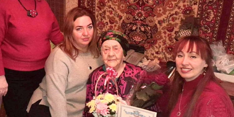 Мешканка Миколаєва Ніна Гецаєва відзначила 100-річний ювілей