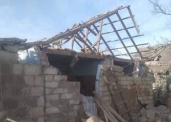 Внаслідок обстрілу села на Миколаївщині зруйнований будинок, двоє дівчат в лікарні (ФОТО)