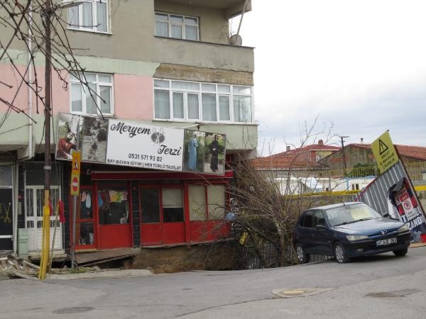 У Стамбулі через будівництво метро обвалилися 2 будинки (ФОТО) 4