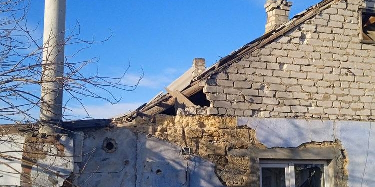 В Солончаках на Миколаївщині внаслідок обстрілів пошкоджені будинки (ФОТО)