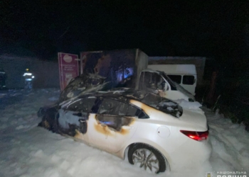 У Миколаєві вночі не просто так спалахнули автівки – це був підпал (ФОТО)