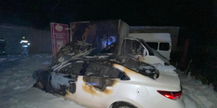 У Миколаєві вночі не просто так спалахнули автівки – це був підпал (ФОТО)