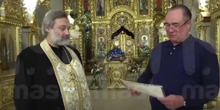 Власник клубу “Мутабор”, де була “гола вечірка”, відкупився мощами Миколая Чудотворця – вони виявились фальшивими (ФОТО, ВІДЕО)