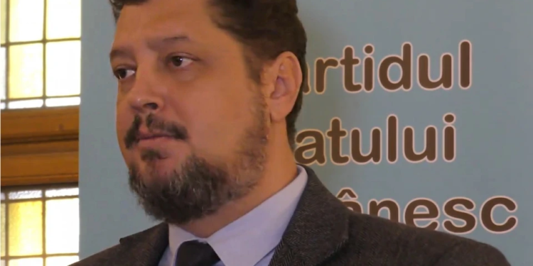 Лідер правих радикалів у сенаті Румунії Тарзіу закликав до відновлення “природних кордонів”, включно з Молдовою, Закарпаттям, Буковиною та Південною Бесарабією