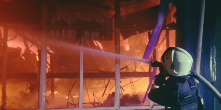 На Миколаївщині дрон влучив у склади і магазин, охоронець в реанімації (ФОТО)