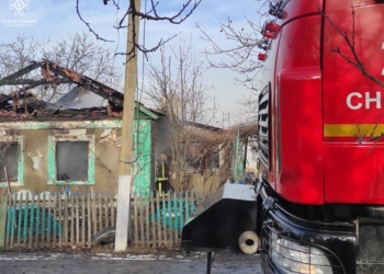 Вогнеборці Миколаївщини загасили пожежу житлового будинку (ФОТО)
