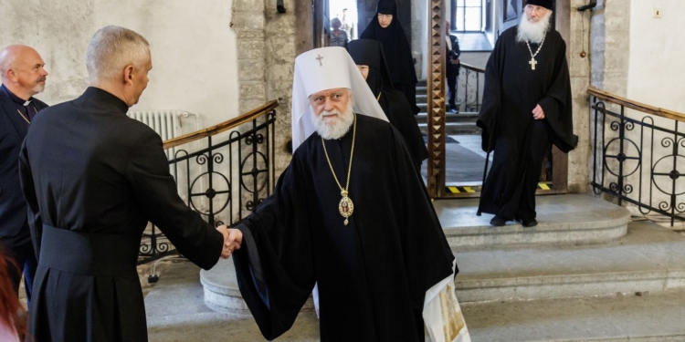 Естонія не продовжила посвідку на проживання предстоятелю місцевої православної церкви Московського Патріархату (ФОТО)