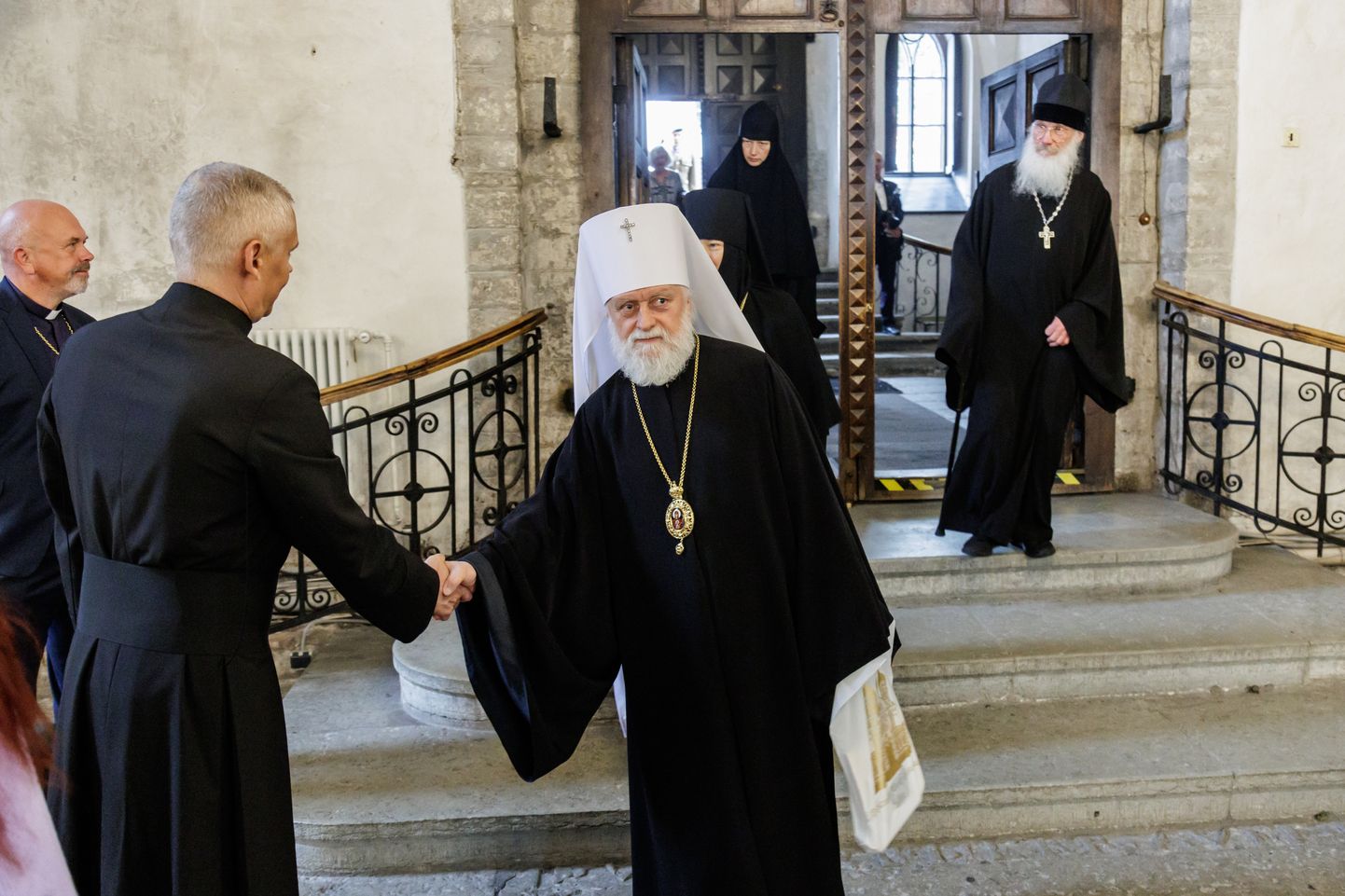 Естонія не продовжила посвідку на проживання предстоятелю місцевої православної церкви Московського Патріархату (ФОТО)