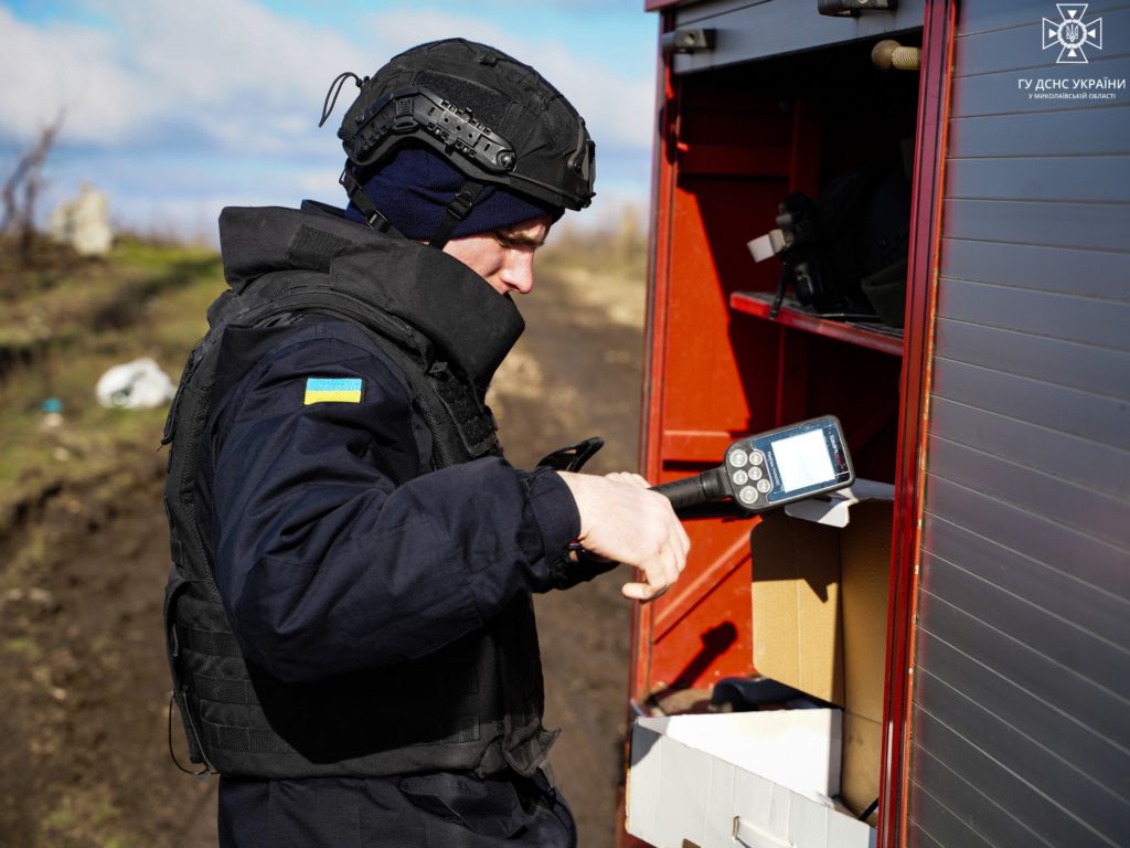 Розмінування Миколаївщини: з початку повномасштабного вторгнення рф вилучено понад 22 тисячі вибухонебезпечних предметів (ФОТО, ВІДЕО) 10