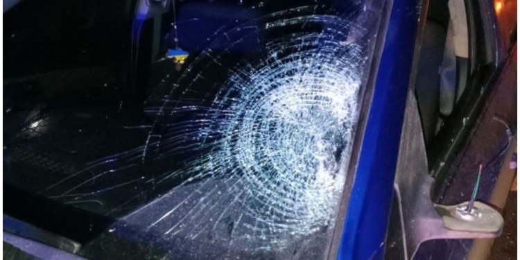 На старій очаківській дорозі в районі “Садів” під колесами Chevrolet загинув молодий чоловік (ФОТО)