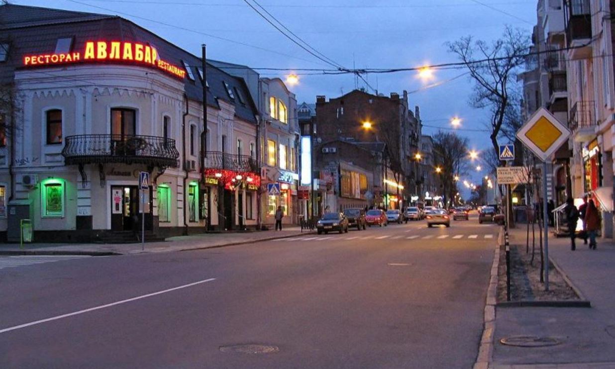 В Харкові вул.Пушкінську переіменували в Сковороди. Є там тепер і Миколаївська