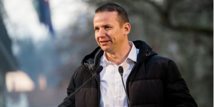 Якщо Україна програє, Угорщина претендуватиме на Закарпаття, – лідер угорської партії