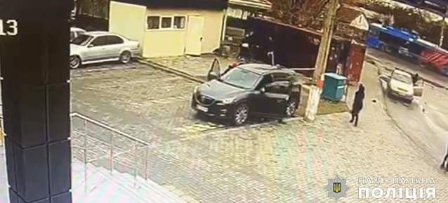 В Миколаєві на пункті видачі питної води сталася бійка