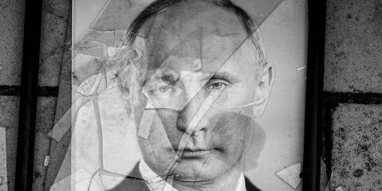 Зрив виборів в США, напад на Тайвань, переворот в Кремлі – можливі “чорні лебеді” цього року, які змінять все, – Politico