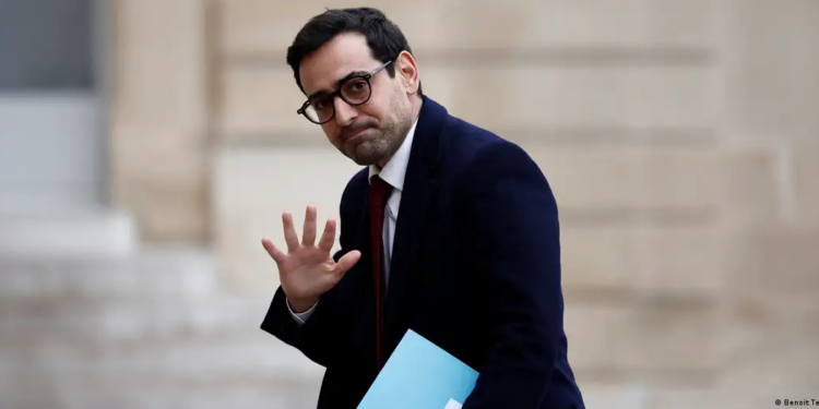 В Україну з візитом прибув голова МЗС Франції (ФОТО)