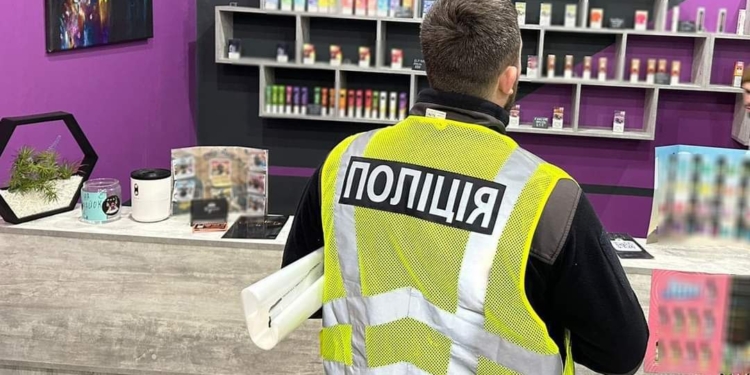 За тиждень поліція Миколаївщини вилучила з незаконного обігу тютюнових виробів на майже 268 тис.грн.