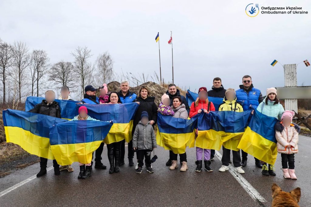 В Україну повернули ще 11 дітей, - Лубінець (ФОТО) 2