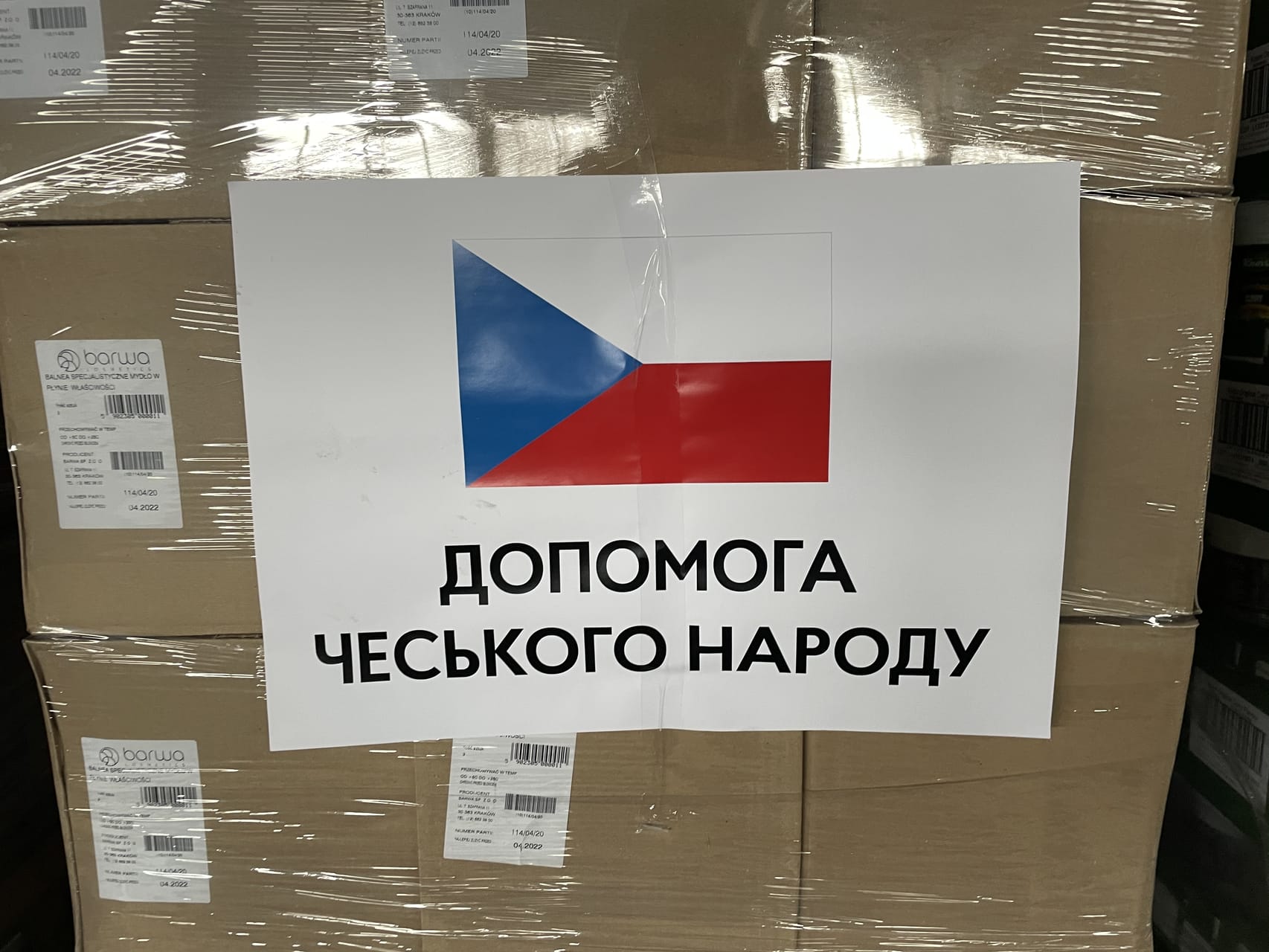 Чеські неурядові організації надали українцям допомогу на понад 6 мільярдів крон