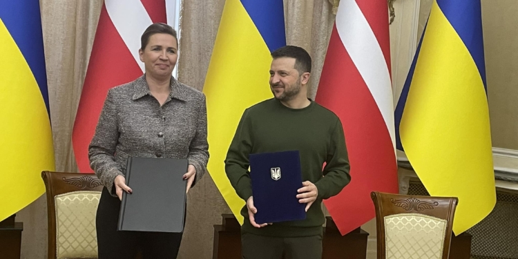 Конкретні суми по військовій підтримці, безпілотники та F-16: що є в підписаній Україною та Данією безпековій угоді (ВІДЕО)
