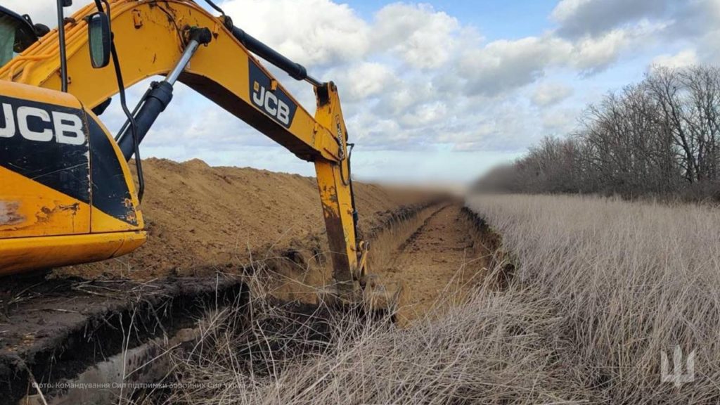 В Україні вже побудовано понад 2 тисячі опорних пунктів: Міноборони показало процес будівництва фортифікаційних споруд (ФОТО) 2