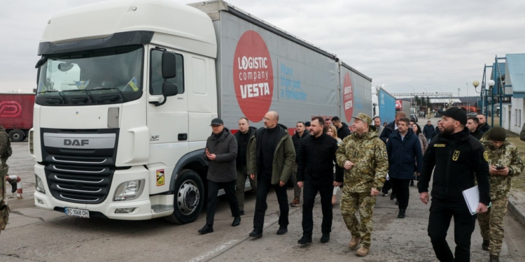 Кабмін України сьогодні на польському кордоні. Без польських урядовців (ФОТО)