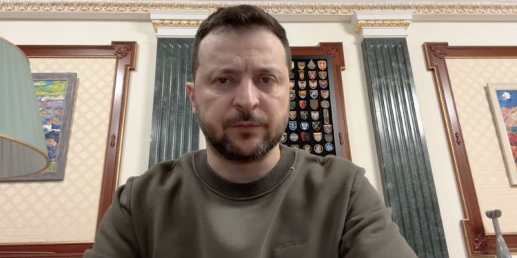 Зеленський взяв участь у роботі спеціального саміту в Парижі (ВІДЕО)