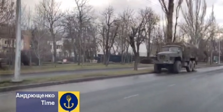 На одному з напрямків в районі Маріуполя росіяни стягують живу силу – Андрющенко