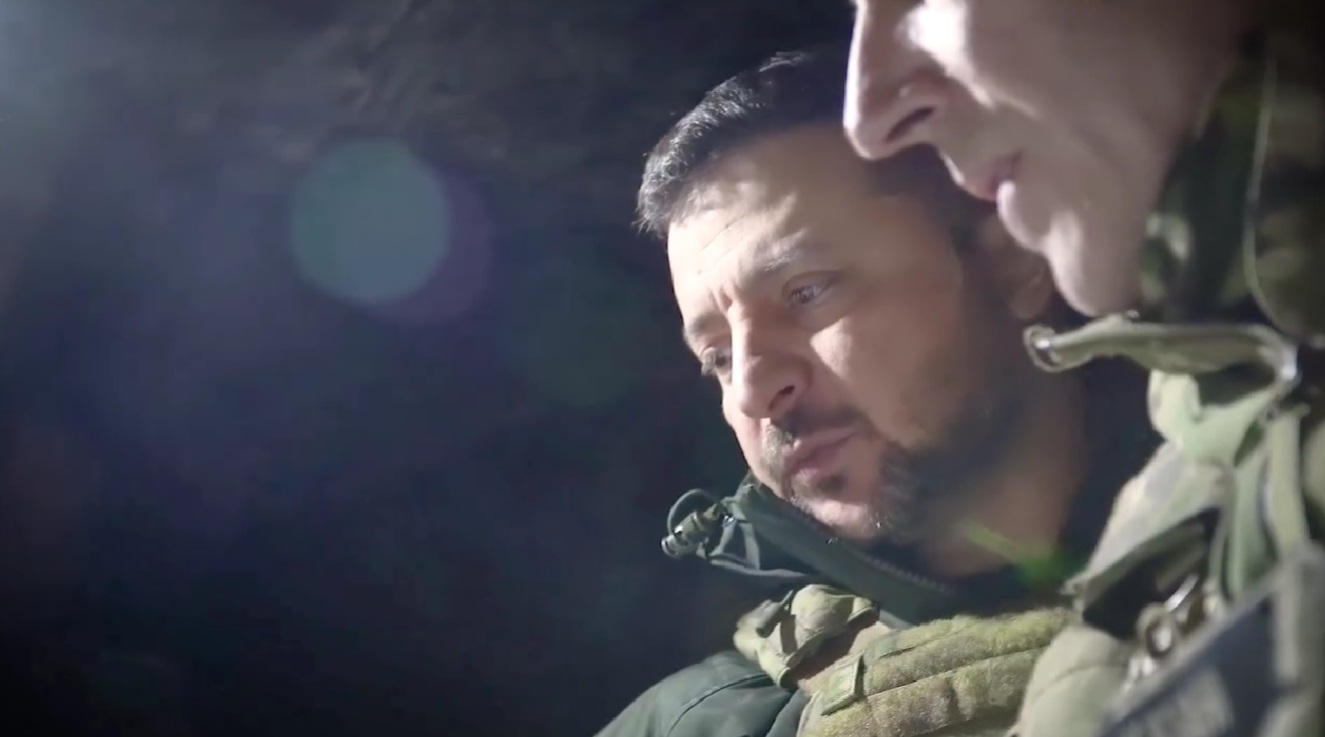 Зеленський приїхав у Роботине Запорізької області (ВІДЕО)