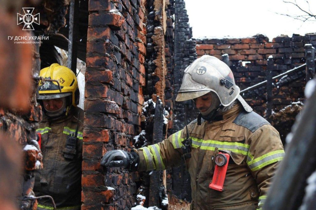 «Росія повинна відповісти за кожне зруйноване і знищене нею життя» - Зеленський прокоментував атаку по Харкову, внаслідок якої загинули діти (ФОТО) 20