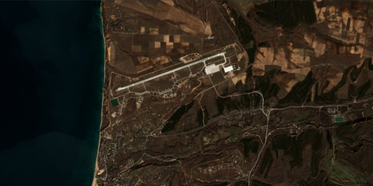 Ціль – заглиблені командні пункти. Куди й чим влучили по аеродрому Бельбек (ФОТО)