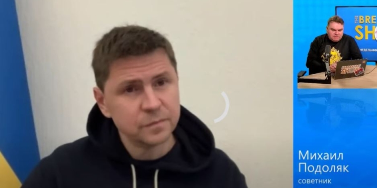 Подоляк підтвердив – його брат живе в Москві. Але не працює в ФСБ (ВІДЕО)