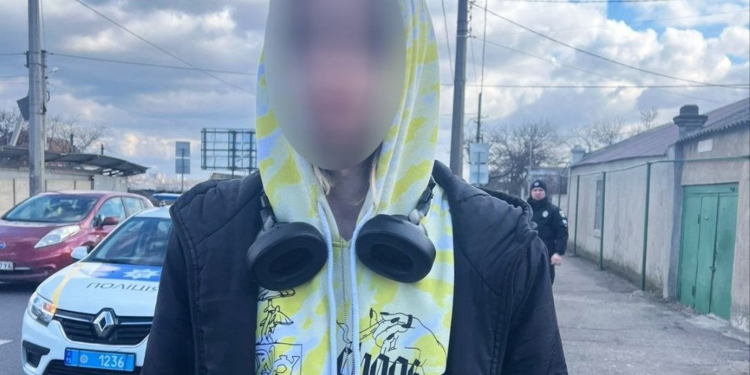 З Одеси в Миколаїв – за наркотиками. Одесита взяли з кокаїном, амфетаміном та ін. (ФОТО)