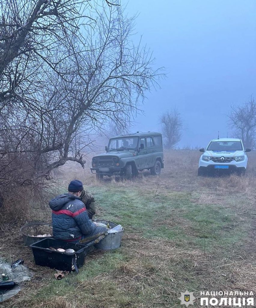 На Миколаївщині браконьєр виловив 200 кг риби в Південному Бузі. Що йому буде (ФОТО) 4