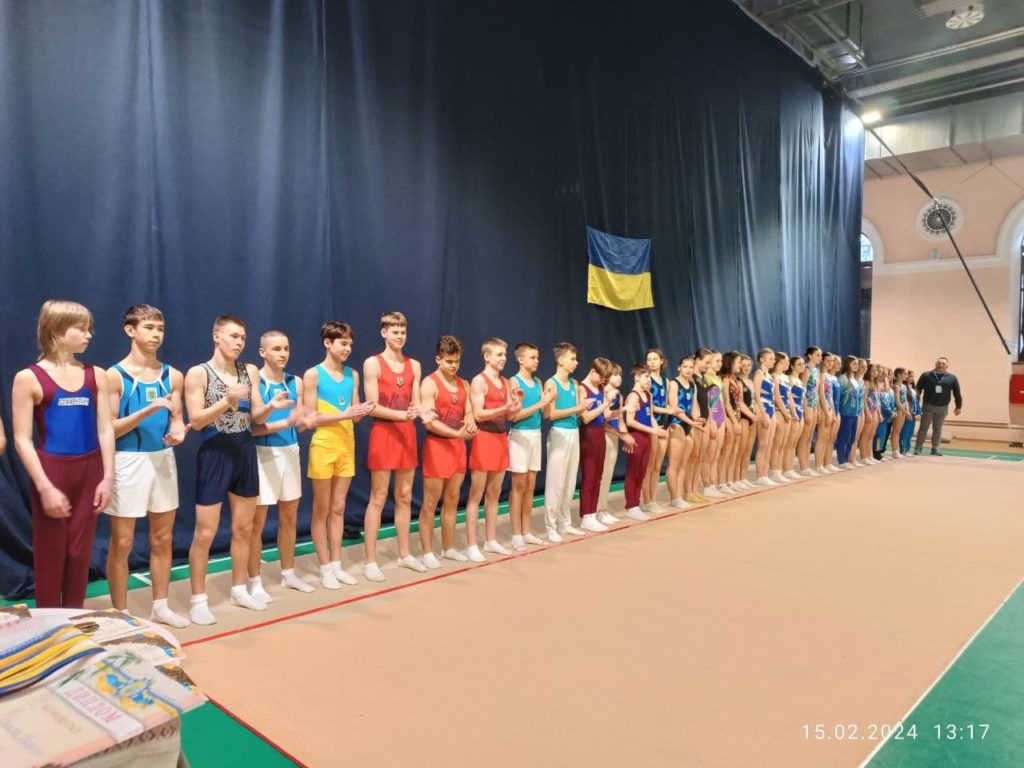 Миколаївські спортсменки успішно виступили на чемпіонаті України зі стрибків на батуті серед юніорів (ФОТО) 3