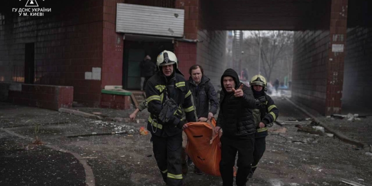 Масована ракетна атака на Україну: під удар ворога потрапили 6 регіонів (ФОТО)