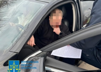 На Миколаївщині затримали посадовця Укртрансбезпеки – він обклав даниною перевізників (ФОТО)