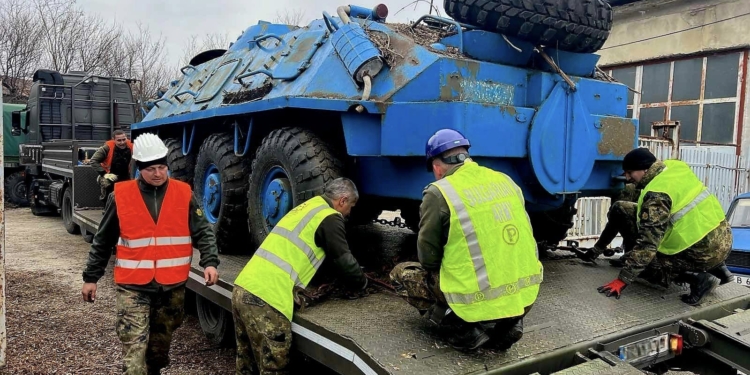 Болгарія передає Україні 100 БТРів 70-х років (ФОТО)